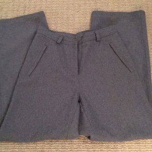 Women’s solid grey dress pant.  Great condition!